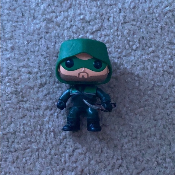 Green Arrow Funko - Picture 1 of 2